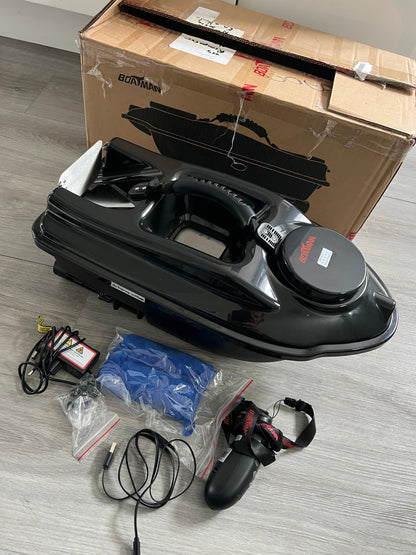 Bateau amorceur Boatman ActorBoat